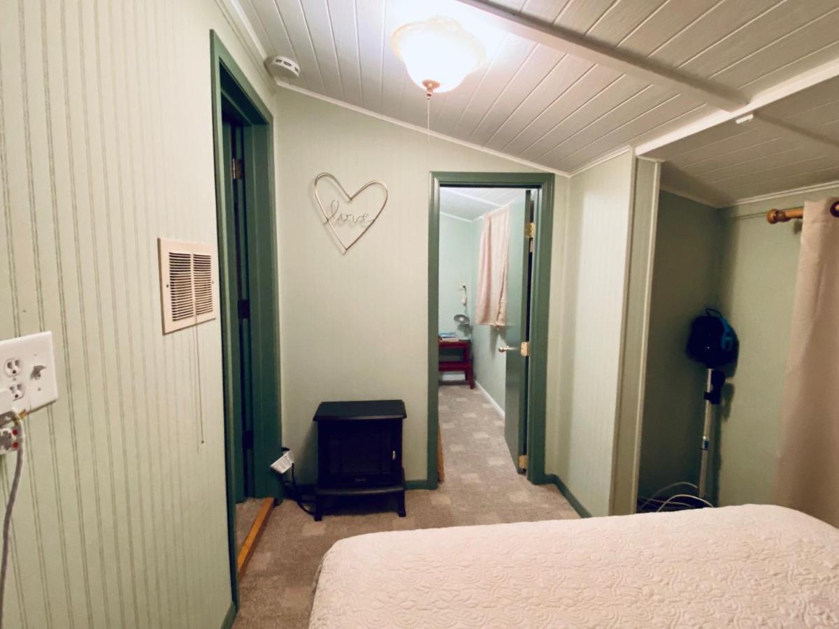 Snow Bunny Cottage, Pets Welcomed! Green Valley Lake Экстерьер фото
